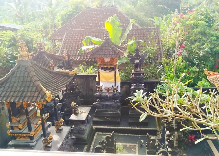 Homestay Sari Sedana