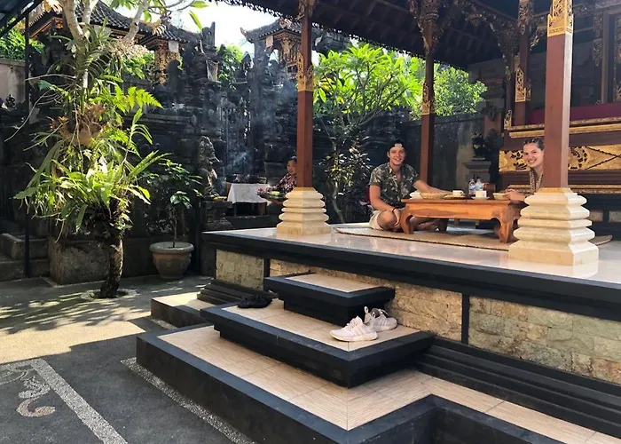 Homestay Sari Sedana