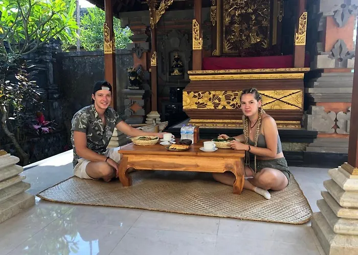 Homestay Sari Sedana